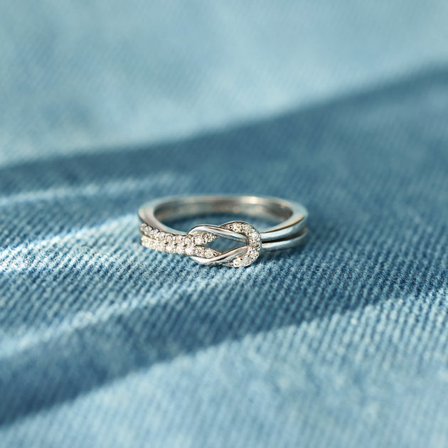 Knot promise ring meaning store