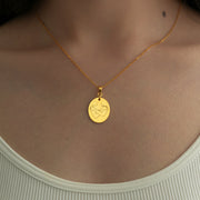 Hug Necklace