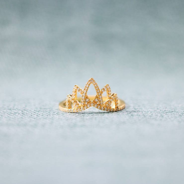 Stay Queenly Hollow Out Crown Ring