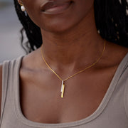 Duo Color Sticking Together Necklace