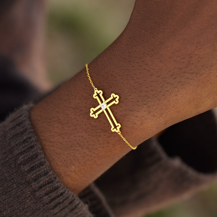 My Small Circle Of Female Friends Hollow Out Cross Bracelet