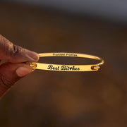 Best B♥tches Promise Front-Open Bar Bangle