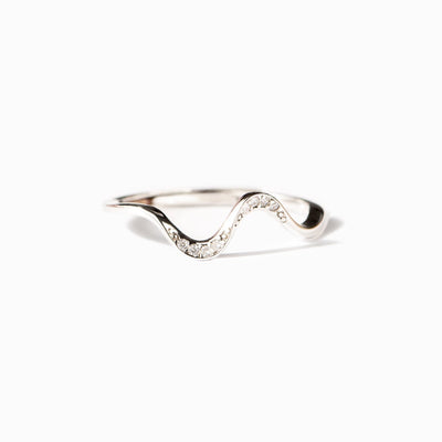 Minimalist Wave Ring