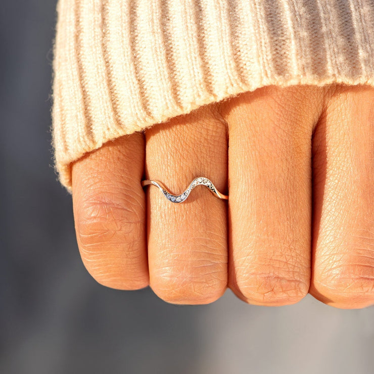 Minimalist Wave Ring