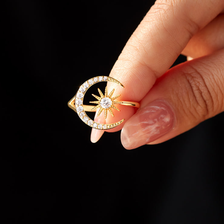 Crescent Moon Ring - 925 Silver – KADRIO Jewellery