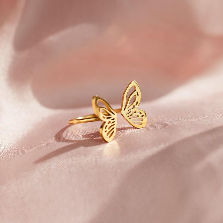 with Brave Wings She Flies Sculpted Butterfly Ring, 6