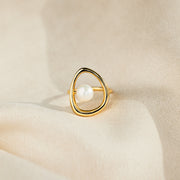 Central Pearl Ring