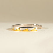 Minimalist Wave Bangle