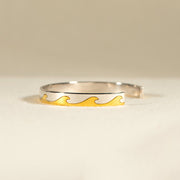 Minimalist Wave Bangle