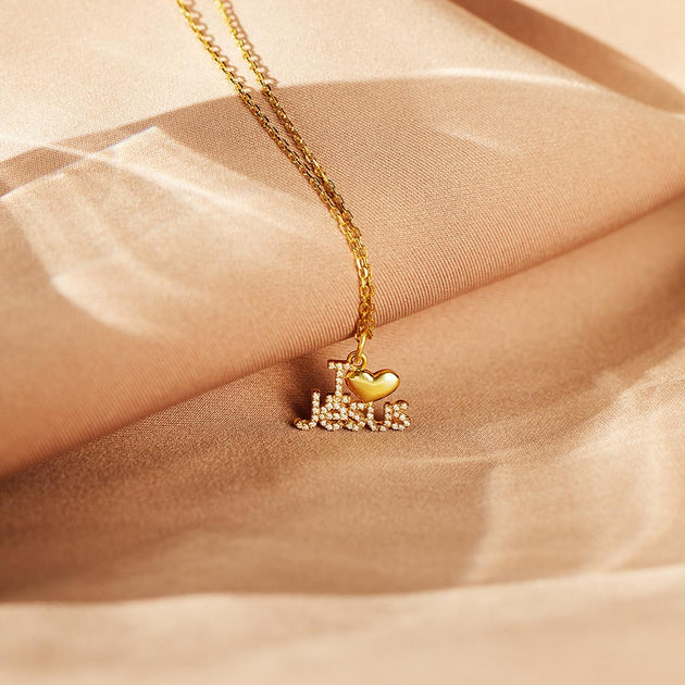 I love jesus necklace Clearance