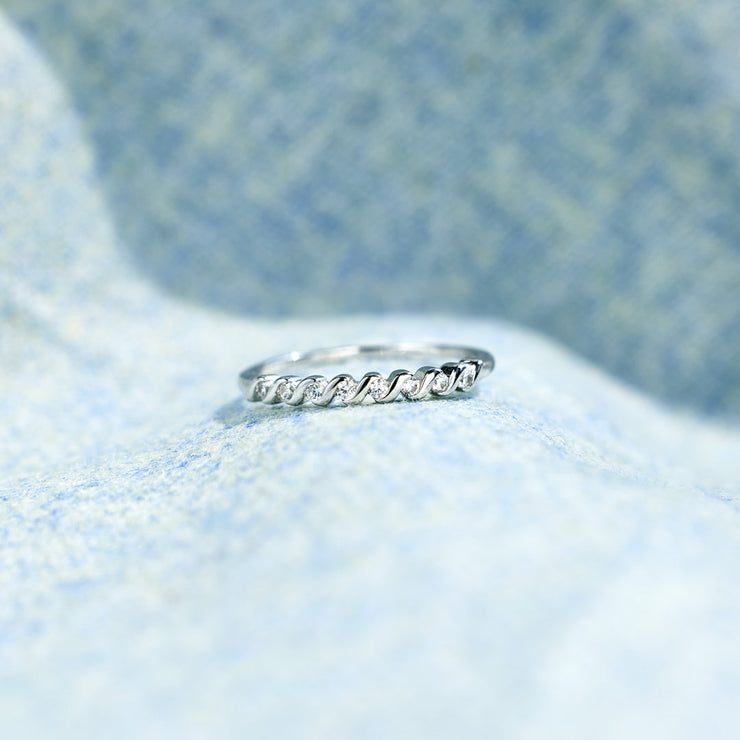 Minimalist Spiral Ring