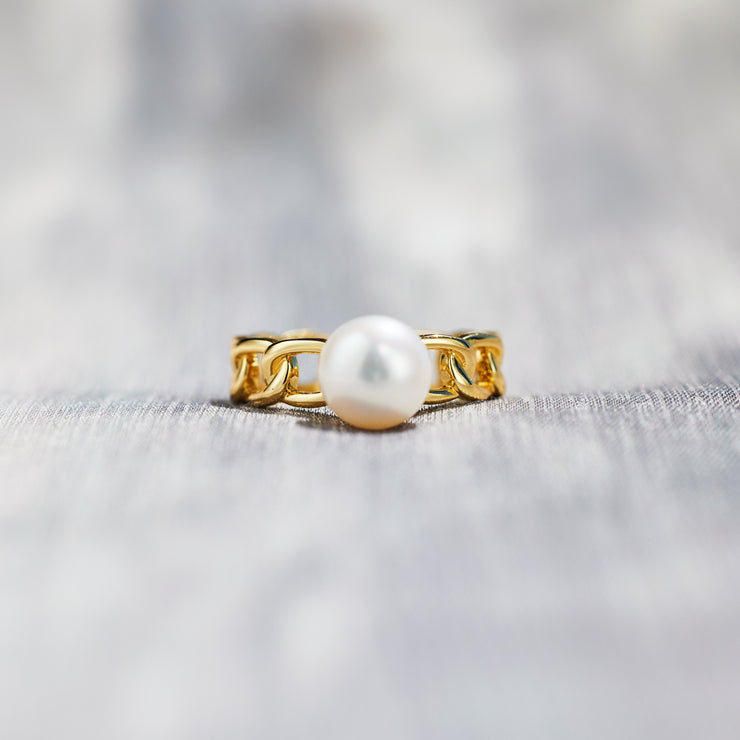 Pearl Chain Link Ring
